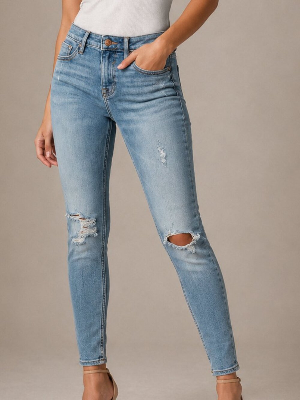 Vigoss Jagger Skinny Distressed Jeans Women’s W24 L29 Medium Wash